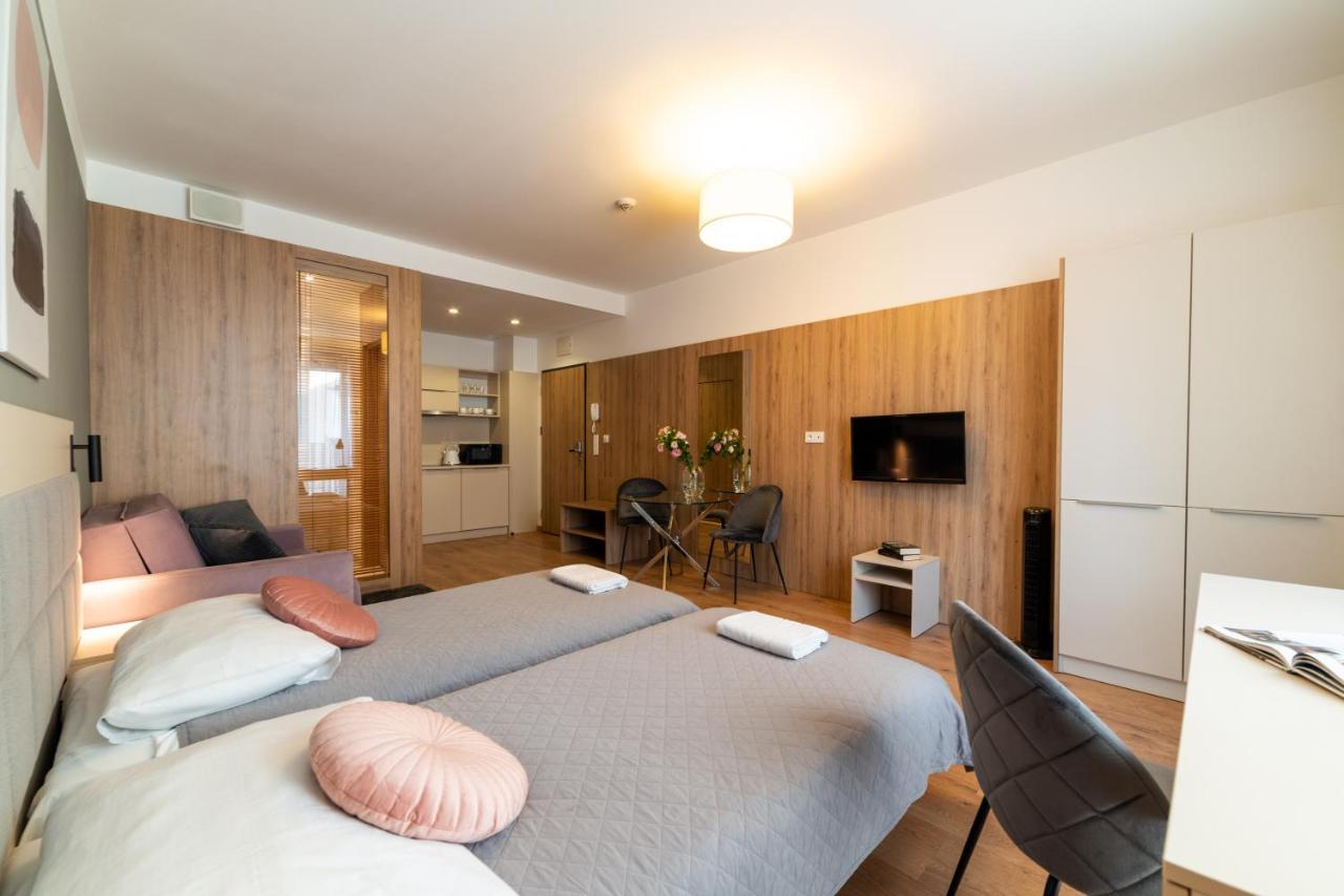 Wolska Suits Warsaw Ngoại thất bức ảnh
