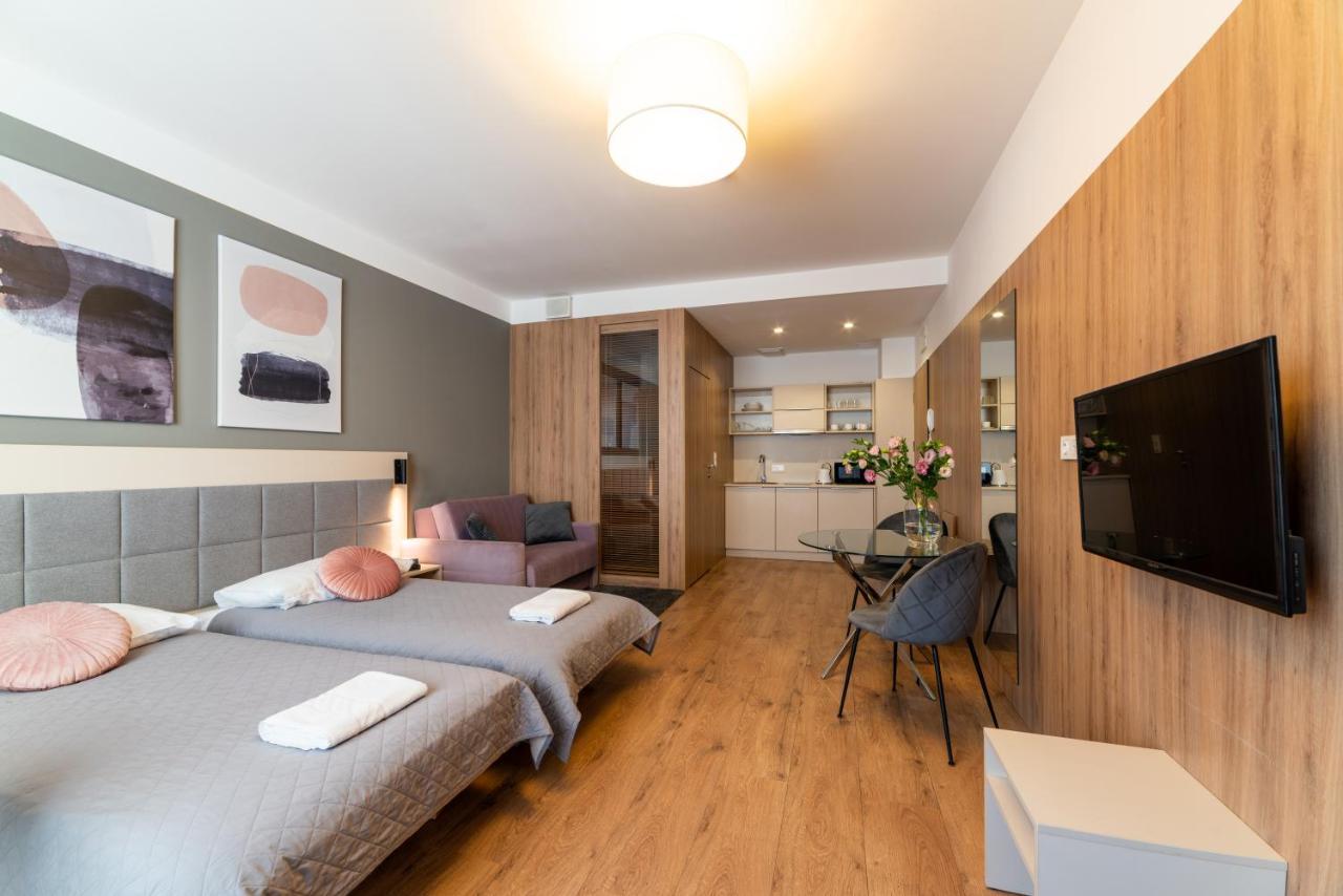 Wolska Suits Warsaw Ngoại thất bức ảnh