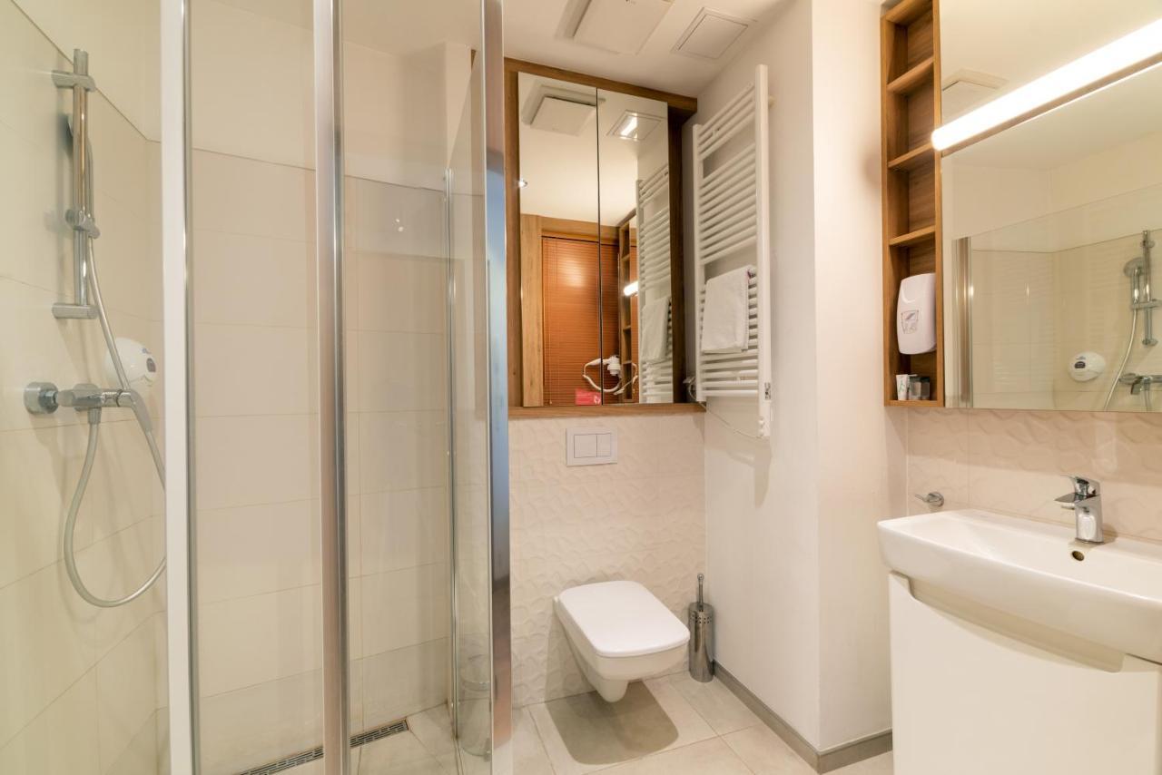 Wolska Suits Warsaw Ngoại thất bức ảnh